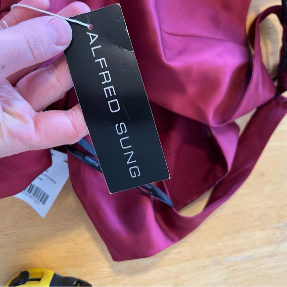 ALFRED SUNG v neck halter satin trumpet grown in Deep Red Maxi Dress - Picture 10 of 13